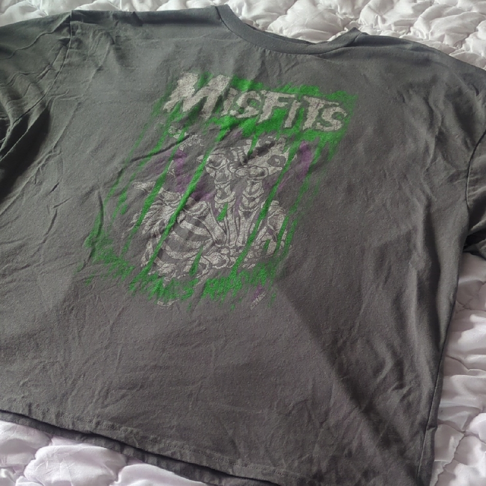 Reptile Graphic T-Shirt